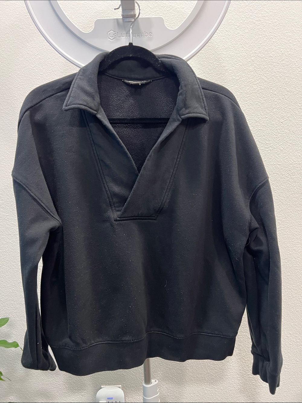 Women's banana republic Black Collared Pullover Sweater XL